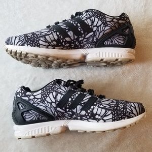 Adidas- butterfly